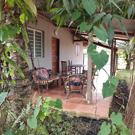 Villa Tikote Chwit Point 1 Cayenne Exterior foto